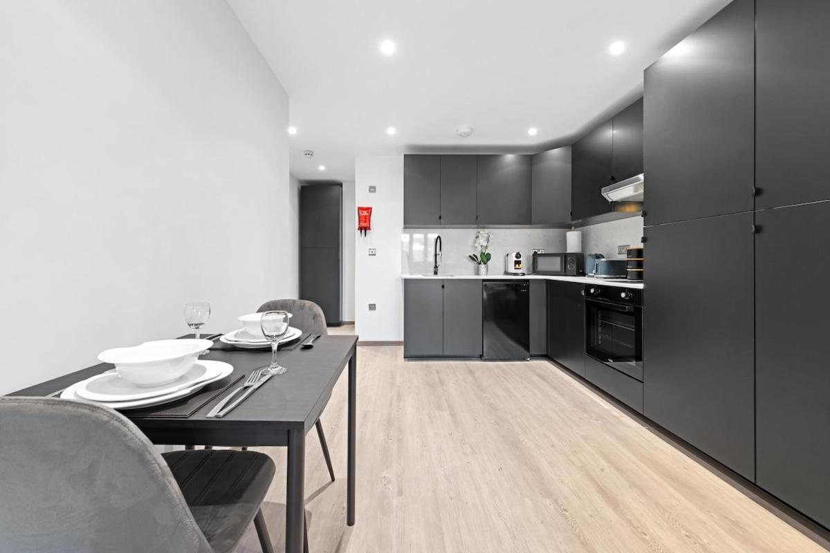 Modern - Near Station -